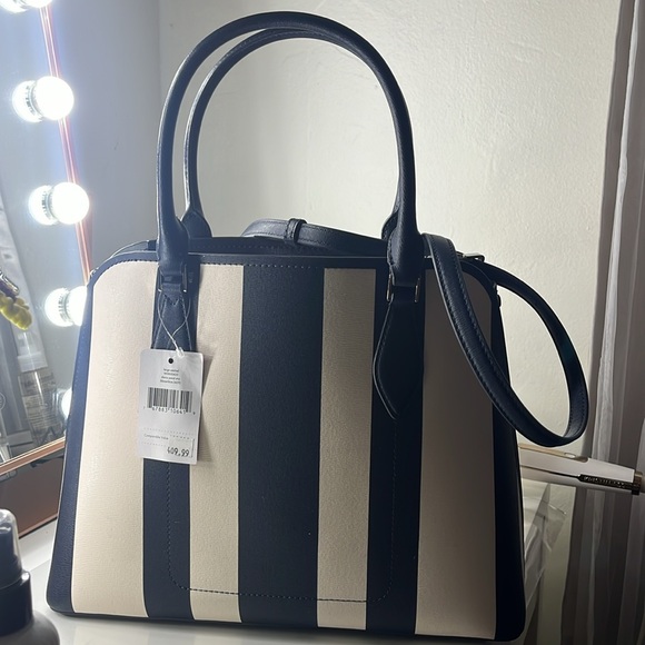 Kate Spade ♠️ stripe bag - Picture 2 of 3